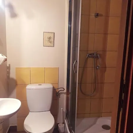 Pod Swierkiem Farm stay Srebrna Gora