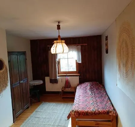 Çiftlik konaklama Pod Swierkiem *