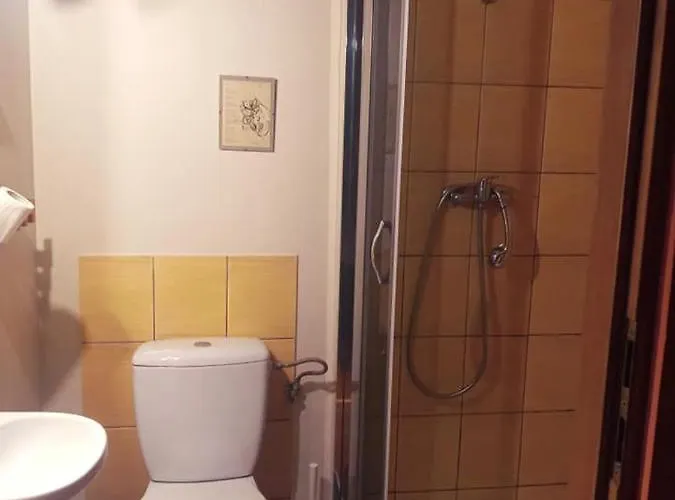 Pod Swierkiem Farma Srebrna Góra